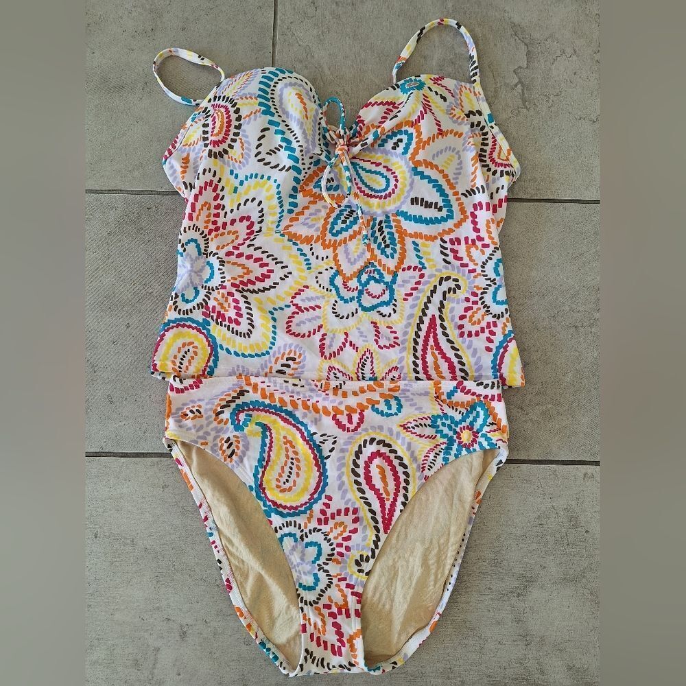 Victoria's Secret Floral Swimsuit Size 38D/L